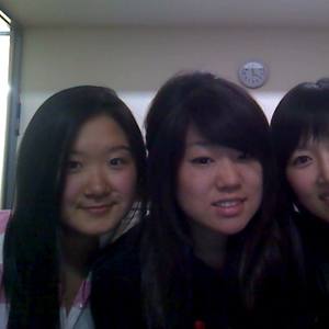 Lydia Kim, Danielle Kang, and Sarah Choi of M